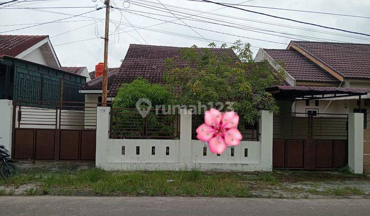 Rumah Sewa Semi Perabot Dekat Jalan Sekolah Rumbai 1