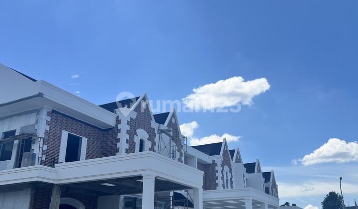 Rumah Mewah Konsep Eropa Dipusat Kota 2