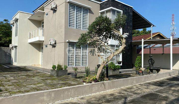 Dijual 2 Rumah Mewah Dan Bangunan Tanah Luas Lokasi Dekat Harapan Raya