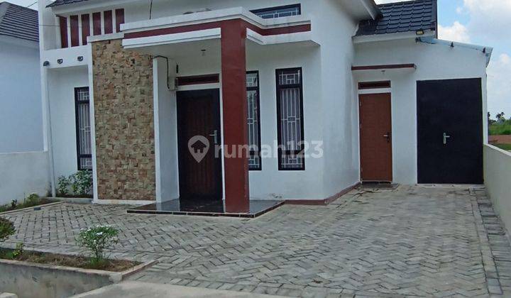 Rumah Siap Huni Lokasi Dekat Jalan Sembilang Rumbai 1