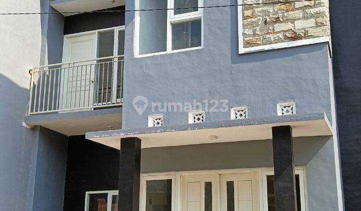 Rumah Mewah Modern Murah 2 Lantai Kota Malang 1