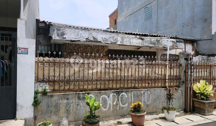 House For Sale in Senen, Central Jakarta