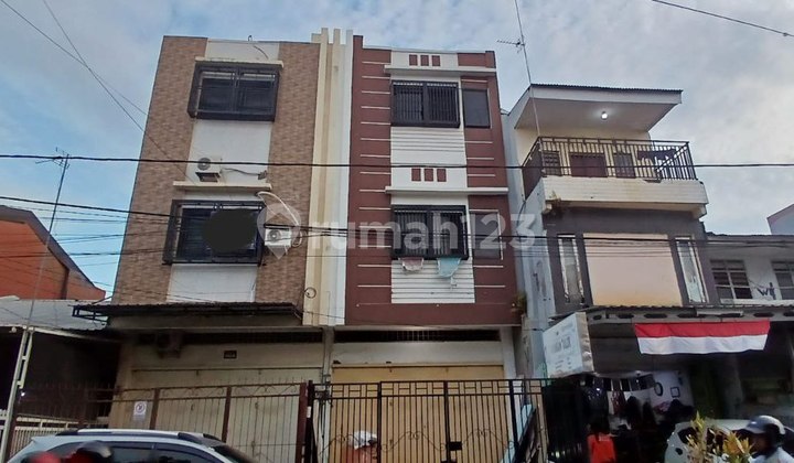 For Rent 3-story Shop House on Jalan Onta Lama For Rent 3-story Shop House on Jalan Onta Lama