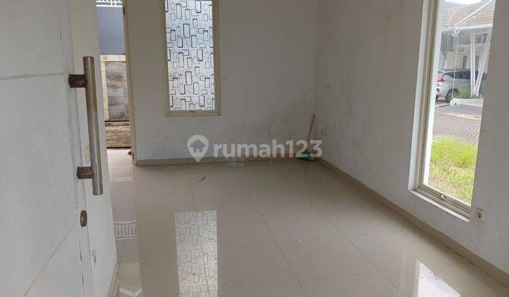 Disewakan Rumah di Kompleks Amarylis Tanjung Bunga 2