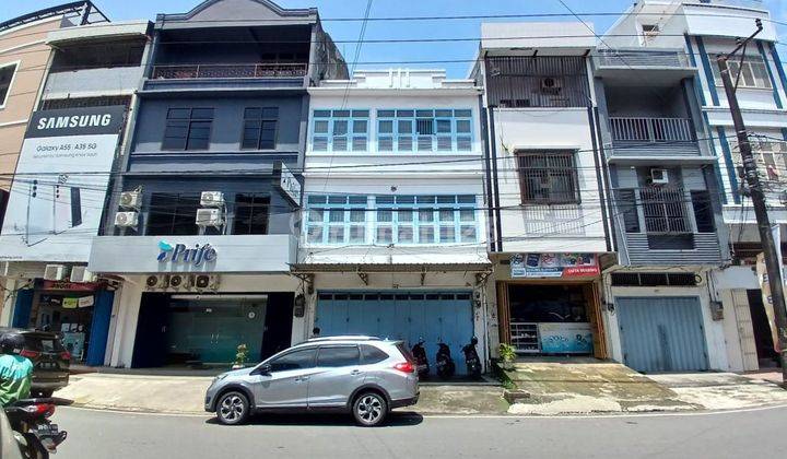 Disewakan Ruko di Jalan Sulawesi 1