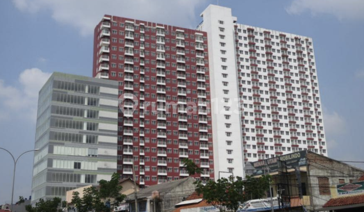 Fast Sale Apartment Near University of Indonesia at a Bargain Price