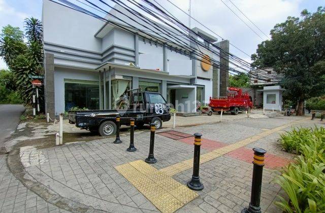 Gedung atau Office lokasi strategis derah Commersil di Jakarta Selatan 2