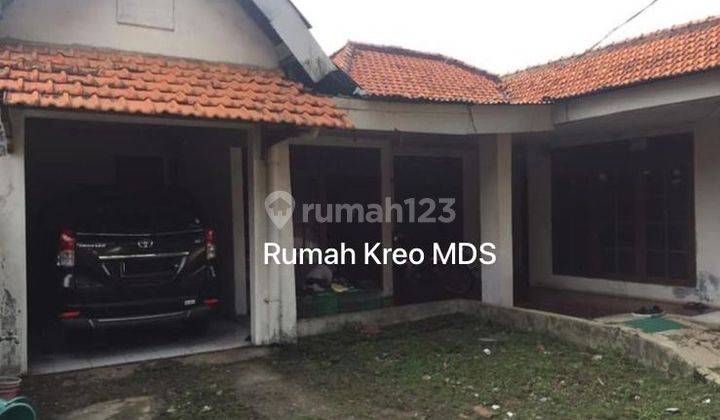 Rumah halaman luas, lokasi strategis di Cipadu 2