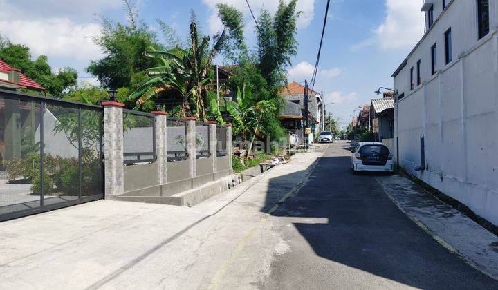 Rumah 2 Lantai De Villa Kedungmundu Mewah Tengah Kota  Semarang 14