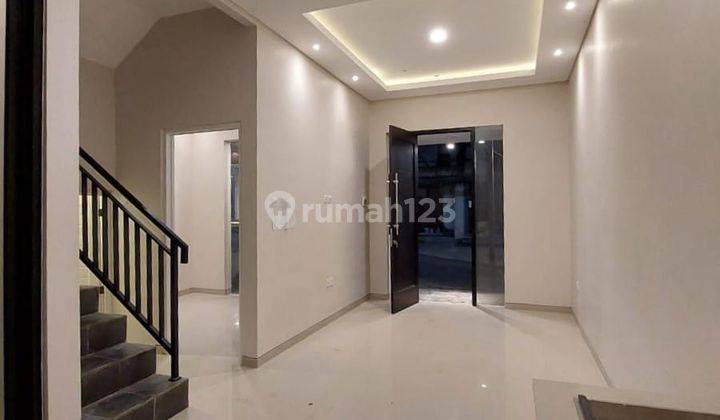 Rumah 2 Lantai Kedungmundu Tembalang Dekat UNIMUS 8