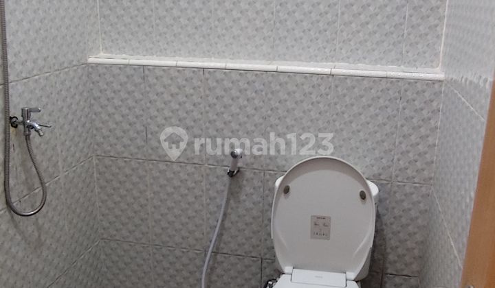 Di Bintaro,Rumah Minimalis Dekat Stasiun Sudimara Siap Masuk 2