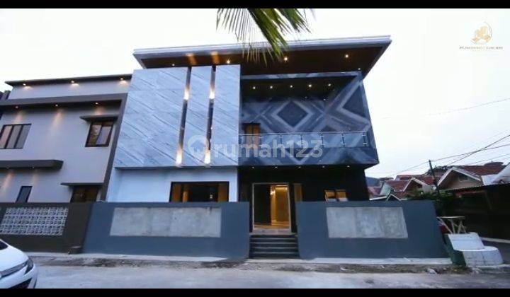 Rumah minimalis modern di Bintaro jaya Rumah di Graha raya Bintaro  1