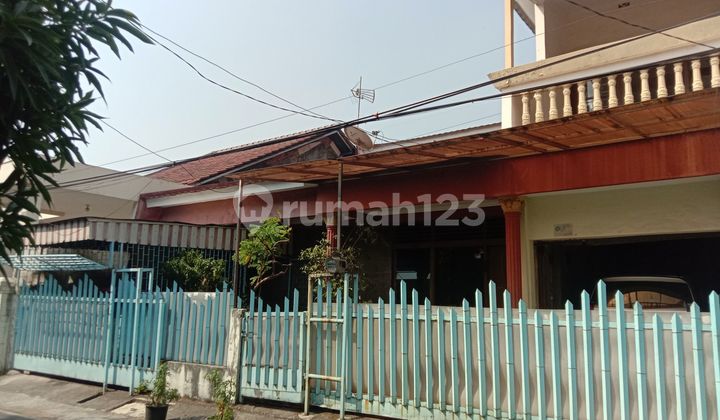 Rumah di tengah kota harga bersahabat Rumah di tengah kota harga bersahabat