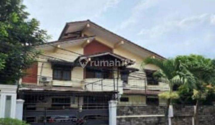 Rumah Hook Hokie Di Kebon Jeruk, Jakarta Barat 1