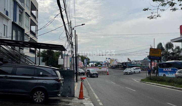 Ruko bagus  3,5lantai lokasi strategis di Muara Karang, Jakarta Utara. 2