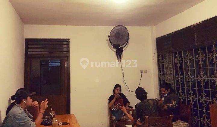 Rumah lama hitung tanah di Petemon Surabaya Jawa Timur 2