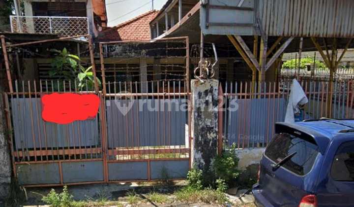 Commercial Area, Old House, Land in Petemon Surabaya