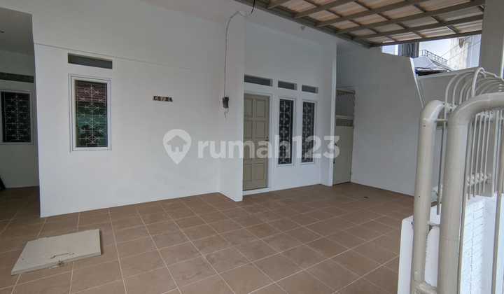 Minimum Lease 2 Years, Kosambi House West Jakarta Minimum Lease 2 Years, Kosambi House West Jakarta