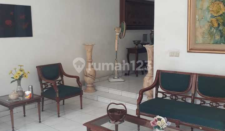 House in Pulomas, Well-Maintained Building, Fully Furnished, in East Jakarta at Kayu Putih 2