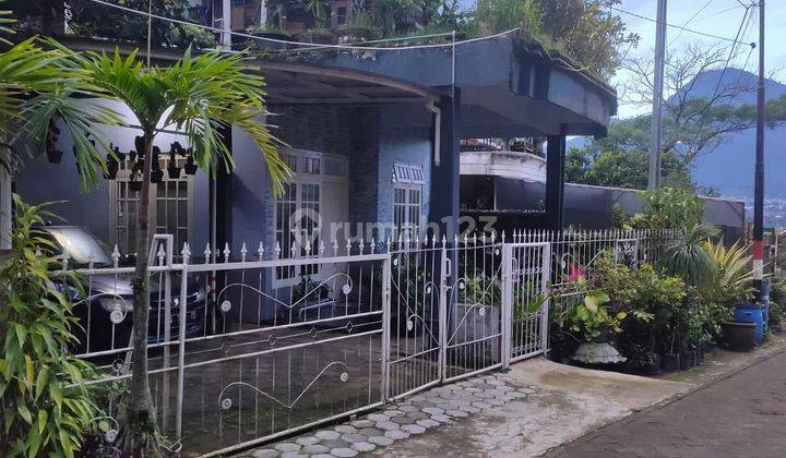 Rumah Bagus Harga Murah Siap Huni Lokasi di Pusat Kota Batu 2