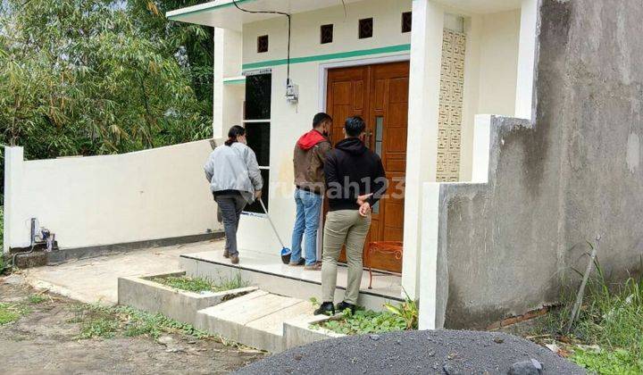 RUMAH BAGUS MINIMALIS HARGA BAIK DI TEMAS KOTA BATU. 2