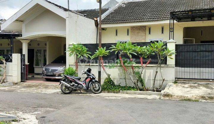 2 RUMAH HARGA BAGUS DI KECAMATAN SUMBERSARI KABUPATEN JEMBER. 1