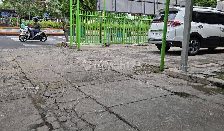 Tanah Ada Bangunan Harga Eksklusif Di Taman Kota Madiun. 1