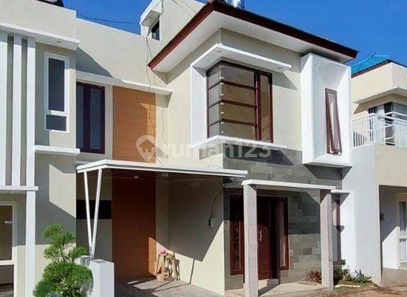 Rumah Villa Free Kolam Renang View Pegunungan Kota Batu 2