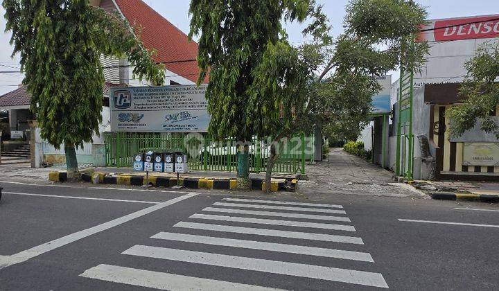 Tanah Ada Bangunan Harga Eksklusif Di Taman Kota Madiun. 2