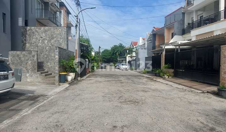 Rumah Tropical Minimalis 4 Lantai Pilar Mas Kedoya Dekat Metro Tv Lokasi Strategis Siap Huni 2