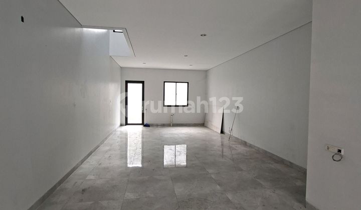 Rumah Tingkat Minimalis di Meruya Harga Nego 2