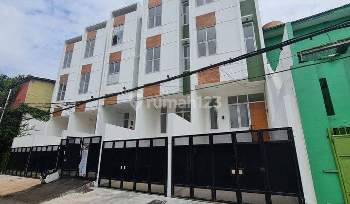 Dijual 3 Rumah Brand New Meruya Jakarta Barat Hanya 1.8M  1