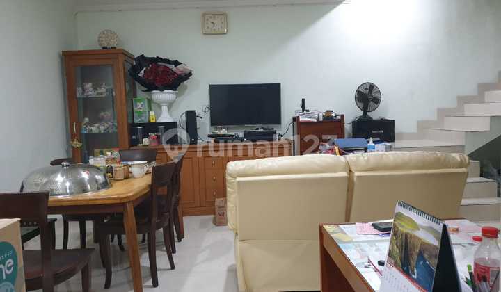 Dijual Cepat Rumah Taman Palem Lestari, Cengkareng