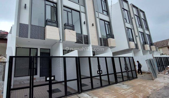 Dijual Rumah Baru Murah Kedoya Jakarta Barat  2