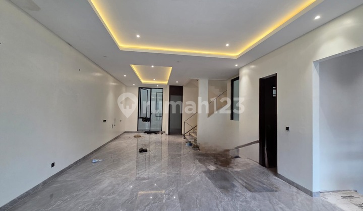 Modern Minimalist 4-Storey New Home Permata Buana in the Best Cluster 2