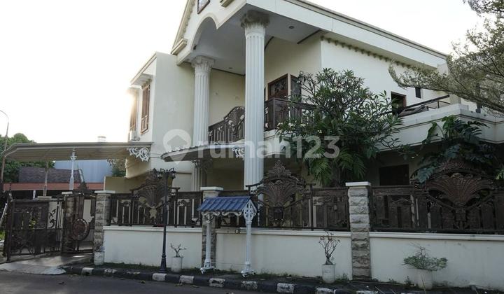 Rumah Besar Kontemporer Ada Aviari Cocok Yang Menyukai Alam & Asri