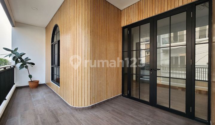 Rumah Brand New Daerah Ampera Kemang Jakarta Selatan Lingkungan Elite 2