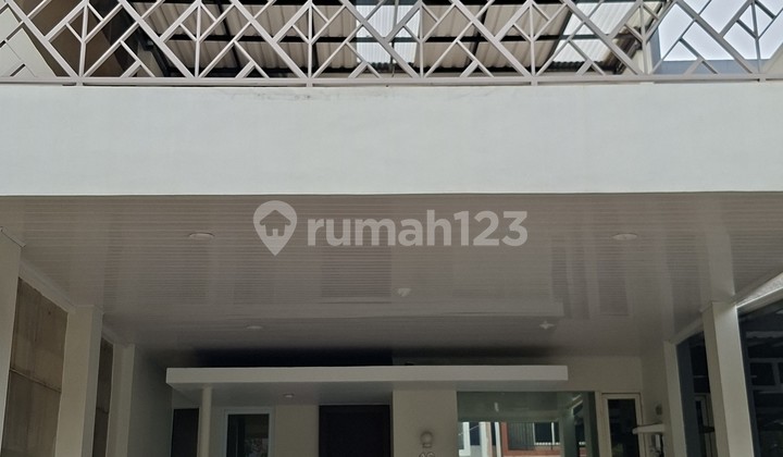 Cheapest Modern Minimalist House in Puri Botanical Cheapest Modern Minimalist House in Puri Botanical