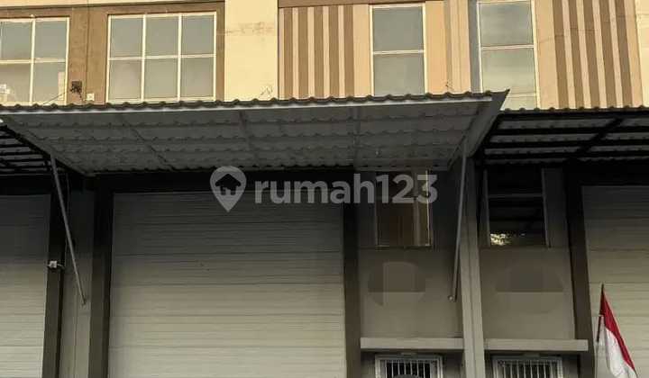 Gudang Baru Non Limbah Akses Container 40f The.store Green Lake Cityr