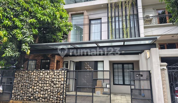 Rumah Minimalis 3.5 Lantai Sunrise Garden Siap Huni Bisa Kpr