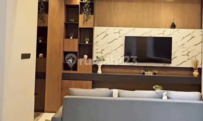 Modern Minimalist House Permata Buana Puri West Jakarta Semi Furnished 2.5 Floors Modern Minimalist House Permata Buana Puri West Jakarta Semi Furnished 2.5 Floors