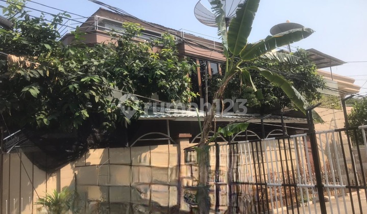 Rumah 3 Lantai Green Garden Harga Dibawah NJOP Siap Huni Rumah 3 Lantai Green Garden Harga Dibawah NJOP Siap Huni