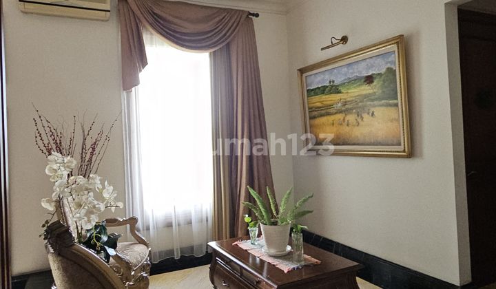 Rumah Modern Classic Interkon Taman Kebon Jeruk Mewah Lengkap Kolam Renang Harga Murah Jarang Ada Siap Huni 2