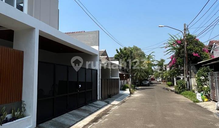 Rumah 2 Lantai Full Renovasi Bintaro 9 Tangerang 2