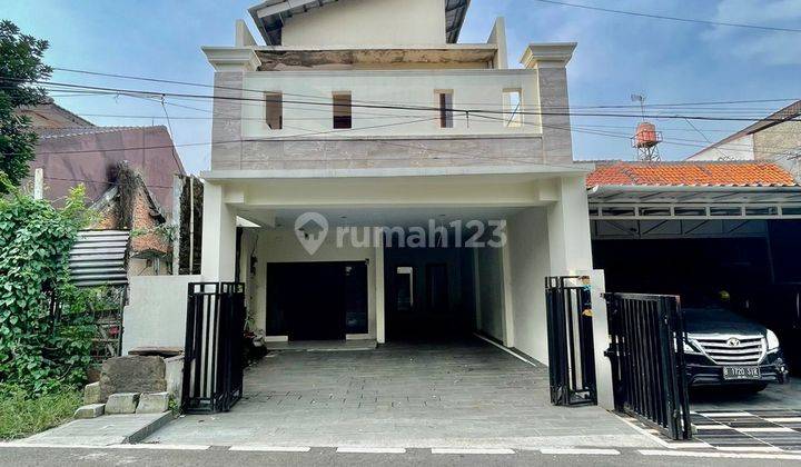 Rumah Minimalis On Progress Renovasi Dalam Komplek Cilandak 1