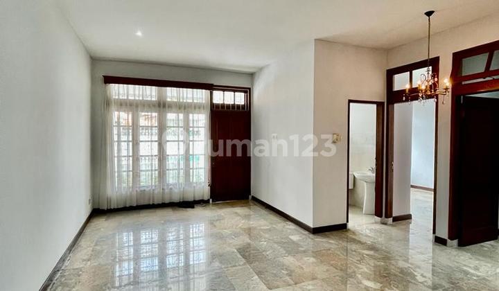 Rumah kokok area kemang harga negoooo.... 2