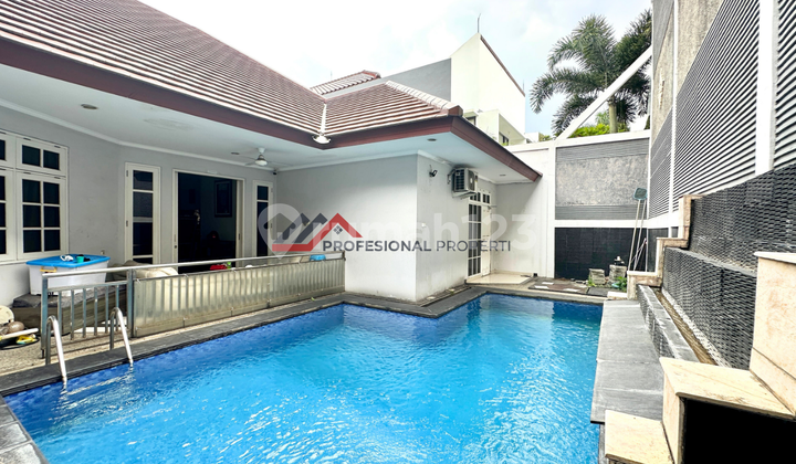 Well-Maintained House with Private Swimming Pool in Bangka Area, South Jakarta 2