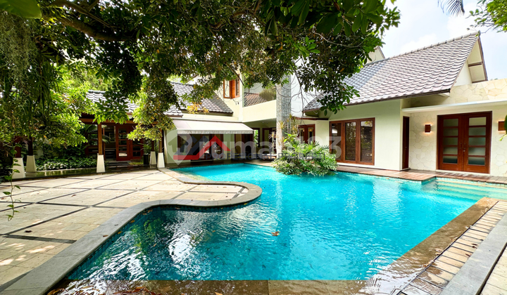 Rumah Bergaya Resort Modern Tropis Di Cilandak 1