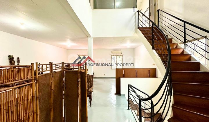 Rumah Bagus Siap Huni Area Kemang Jakarta Selatan 2