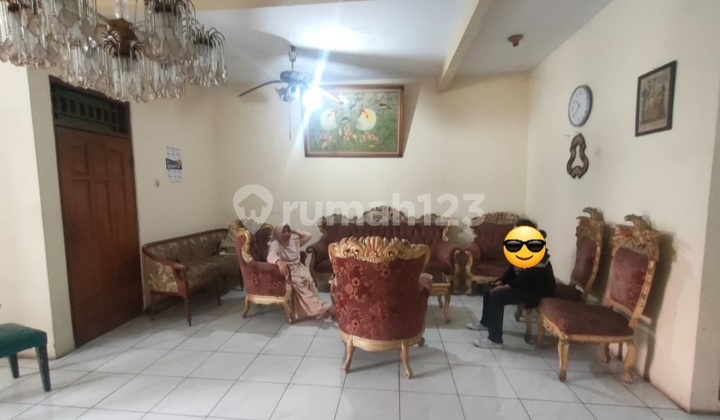 East Pejaten House, Pasar Minggu, South Jakarta, 115 sqm, 1.8 billion nett. 2